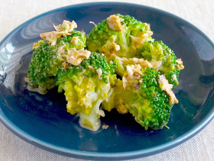 ブロッコリーおかかマヨ和え