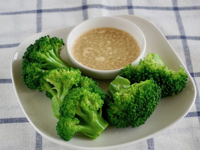 ゆでブロッコリー