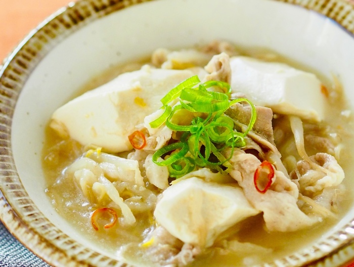 豚肉と豆腐のピリ辛おかずスープ