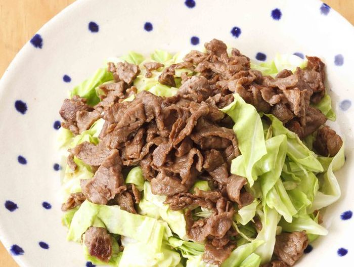 レンチンキャベツの牛肉ソース