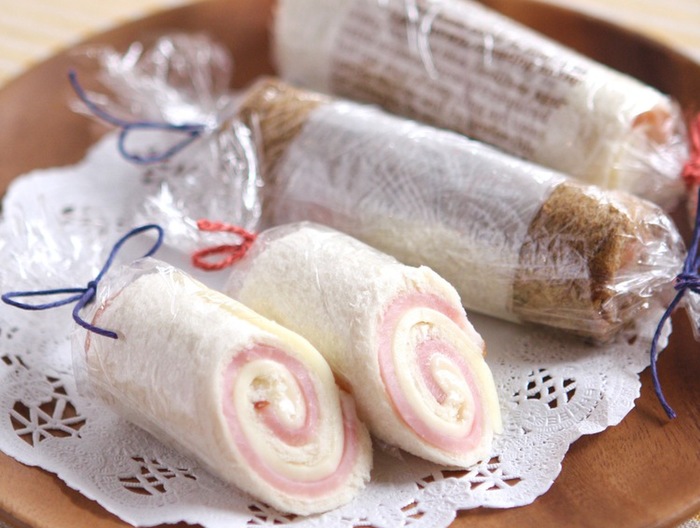 ハムとチーズのサンドイッチ