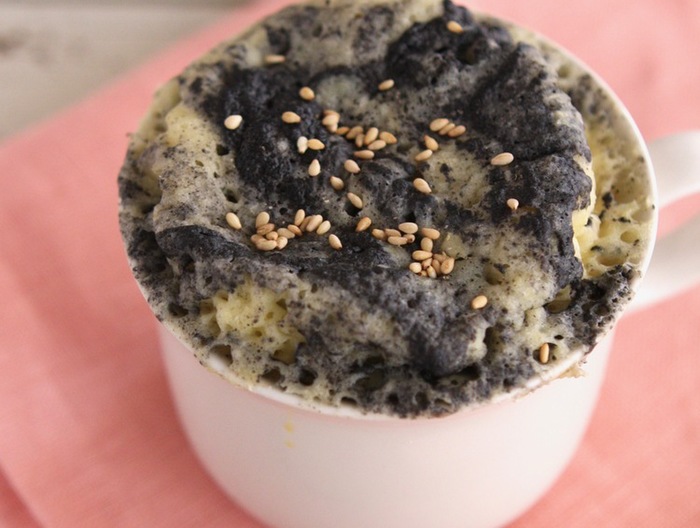 おからのごま蒸しパン（電子レンジ）