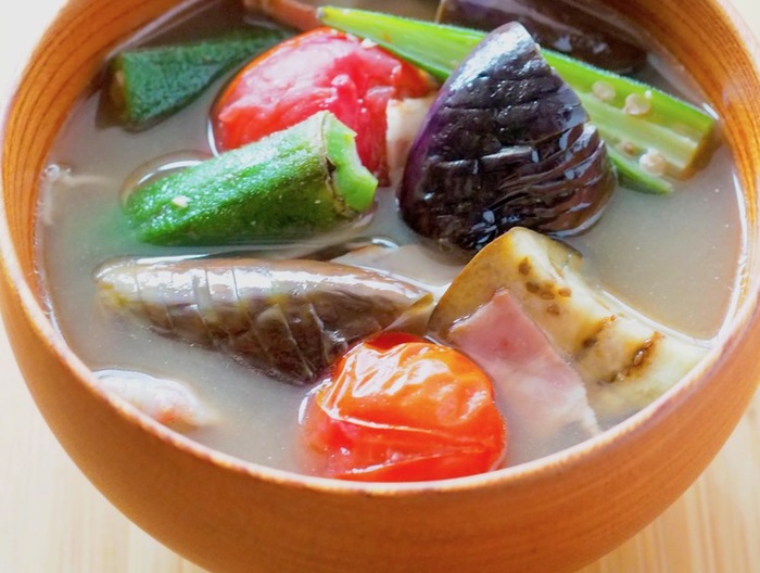 ごろごろ夏野菜のおかず味噌汁
