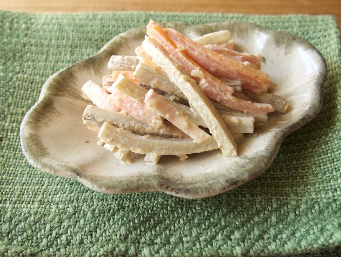 ごぼうとにんじんのマヨサラダ