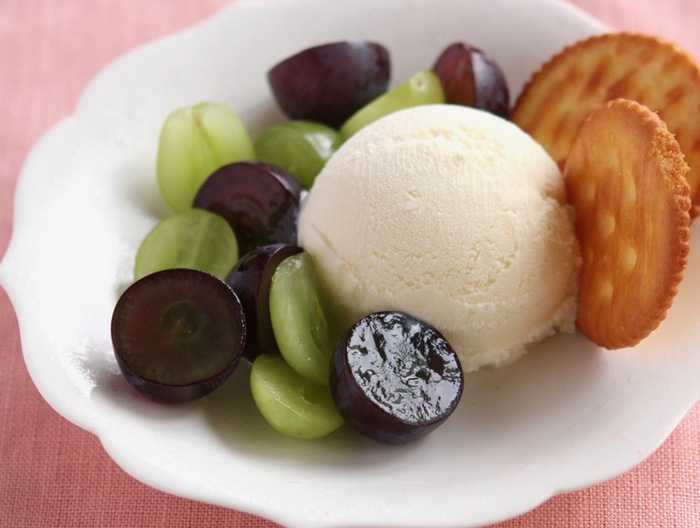 ぶどうとアイスクリーム