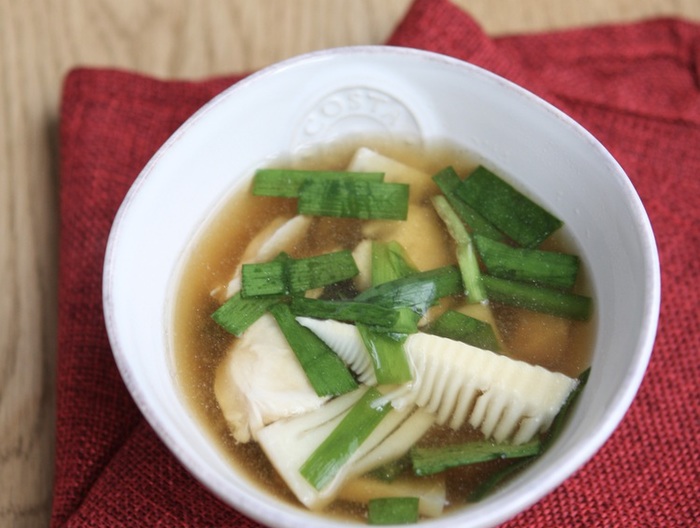 鶏ささ身とにらの中華スープ