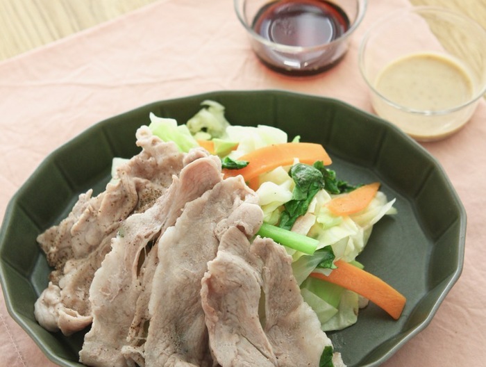豚肉とカット野菜のかんたんレンジ蒸し