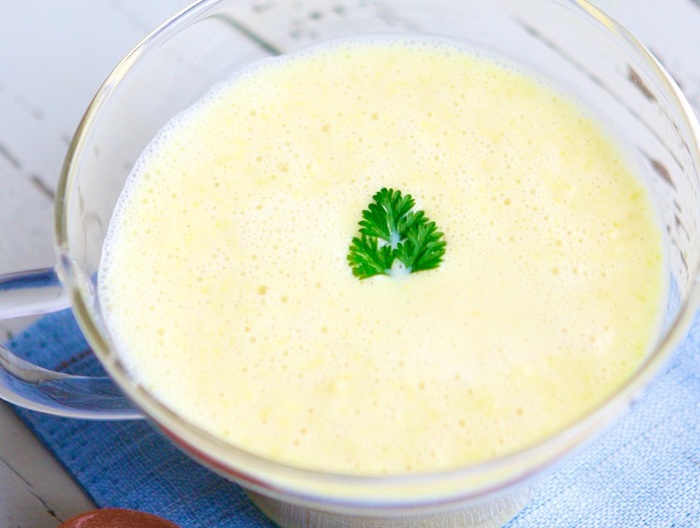 冷たいコーンポタージュ