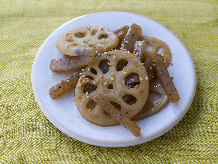 れんこんとこんにゃくのきんぴら