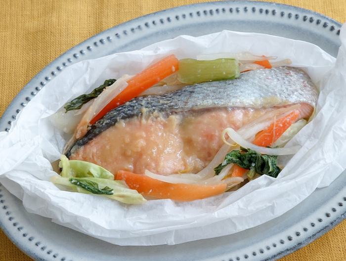 鮭と野菜の包み焼き