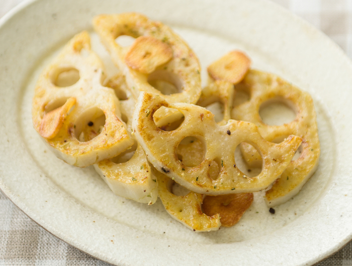 ハーブ香るれんこんの洋風ソテー