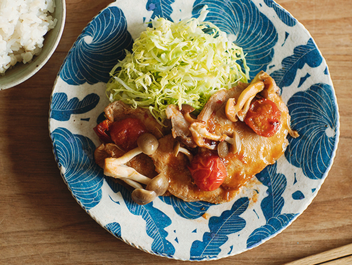 トマトとしめじのしょうが焼き