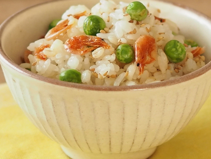 グリーンピースと桜えびのまぜご飯