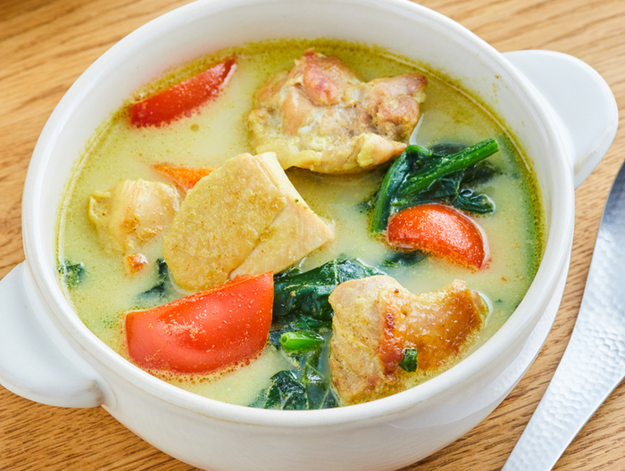 アーモンドミルクで作るグリーンカレー