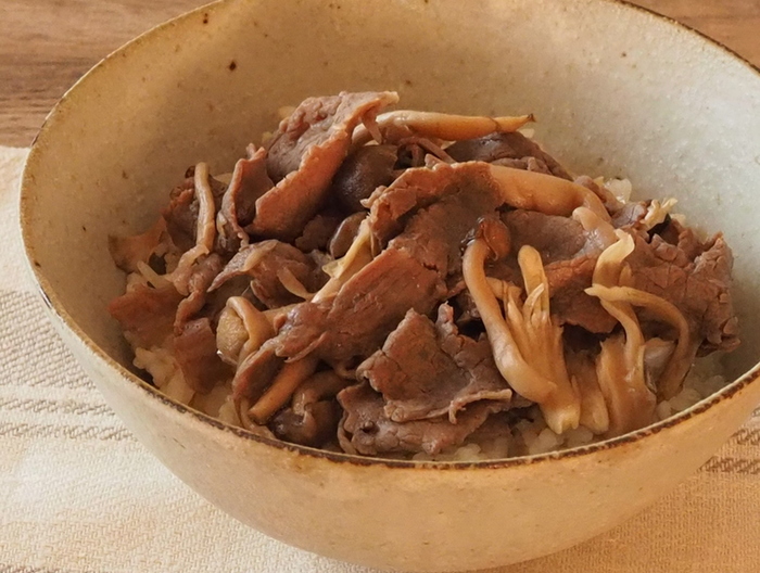 電子レンジで きのこ牛丼