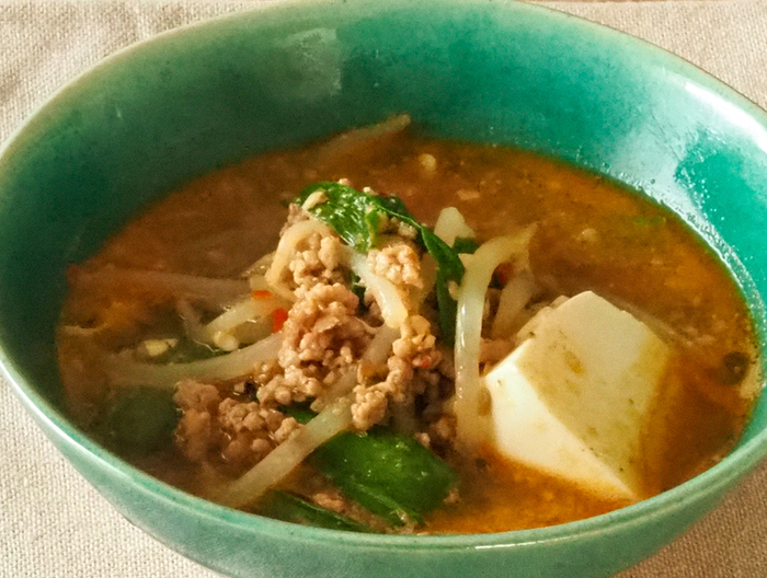 豆腐ともやしの坦々スープ