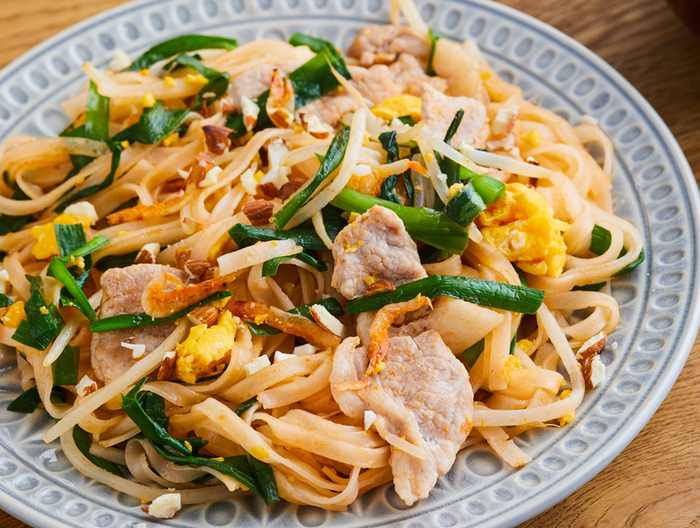 パッタイ(タイ風焼きそば)