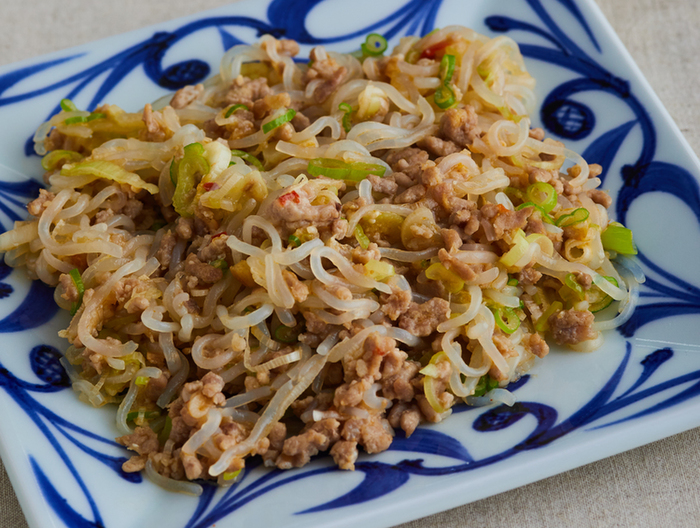 ご飯がすすむ　麻婆しらたき