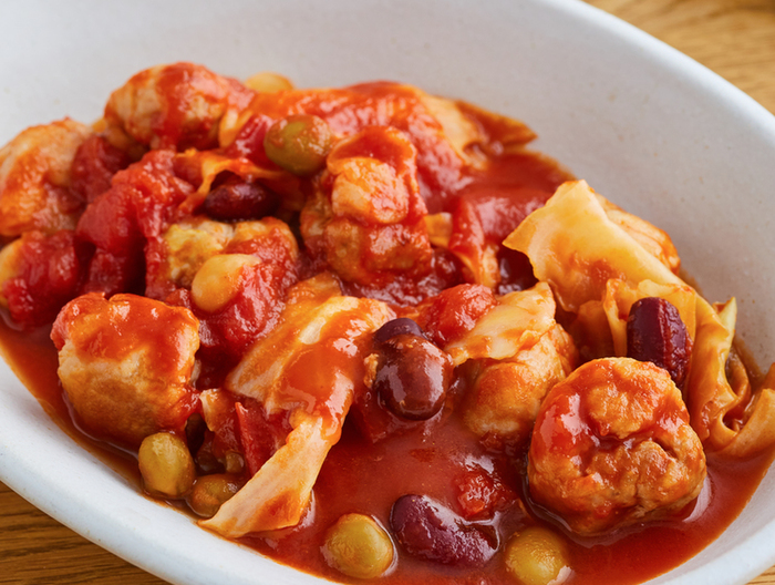 包丁いらず　豚肉とビーンズのトマト煮込み