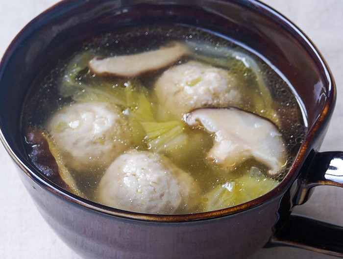 中華風鶏だんごスープ