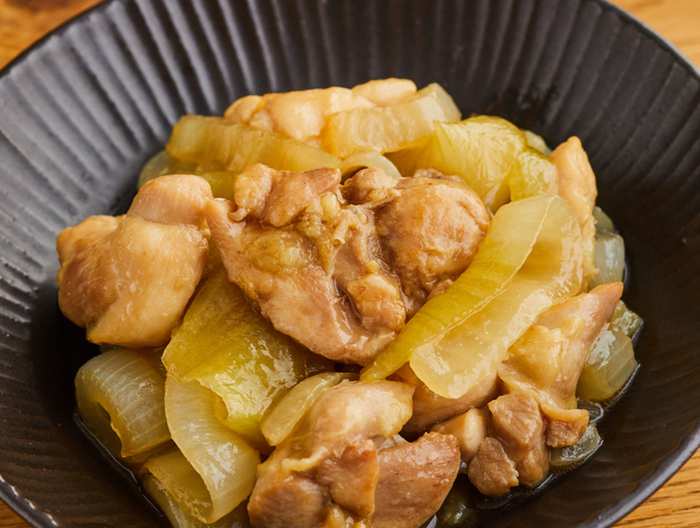 鶏もも肉と玉ねぎの煮物