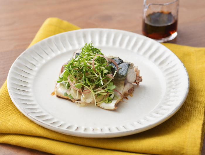 焼きさばのたっぷり薬味のせ