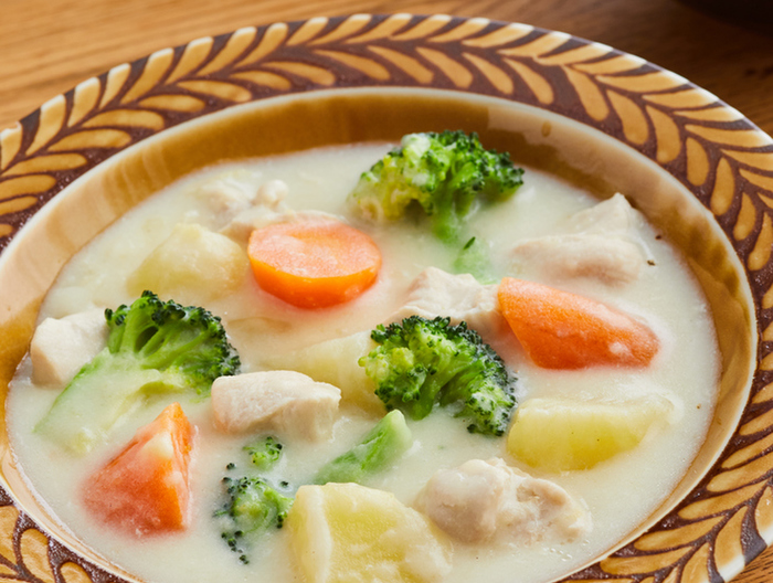 市販ルウを使わない 鶏むね肉のクリームシチュー