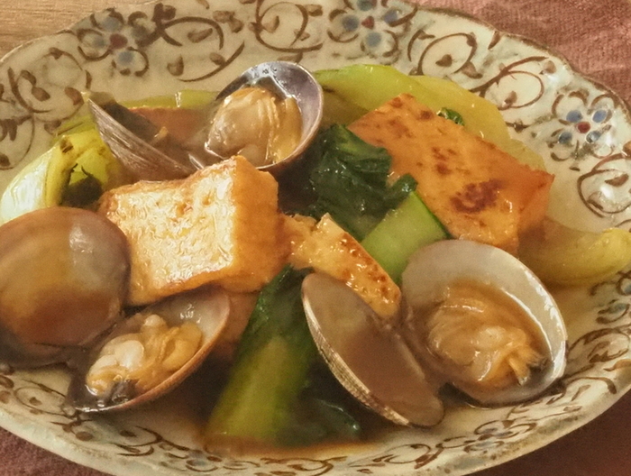 あさりと厚揚げのオイスターソース煮