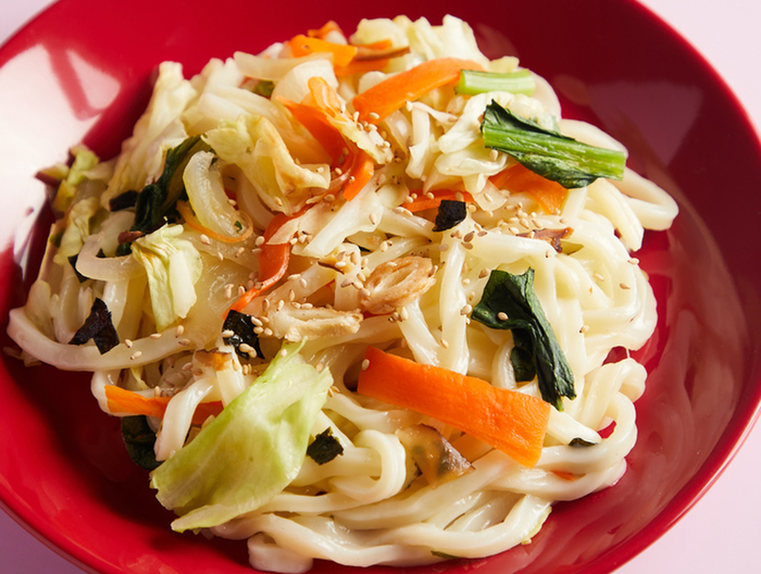 電子レンジで簡単 炒めない焼きうどん