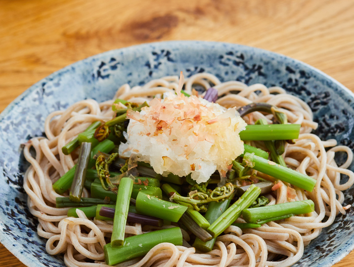 山菜おろしの冷やしかけそば