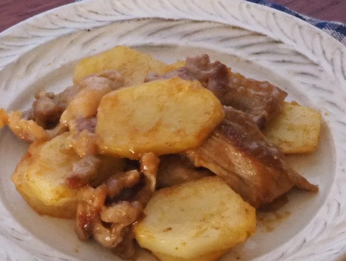 豚肉とじゃがいもの和風カレー炒め