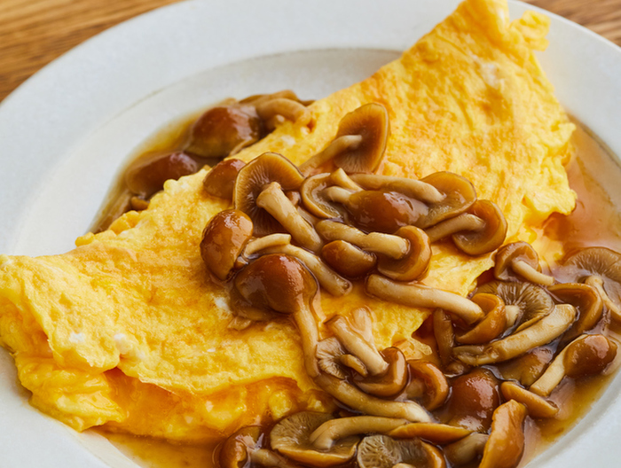 なめこのなめらかオムレツ