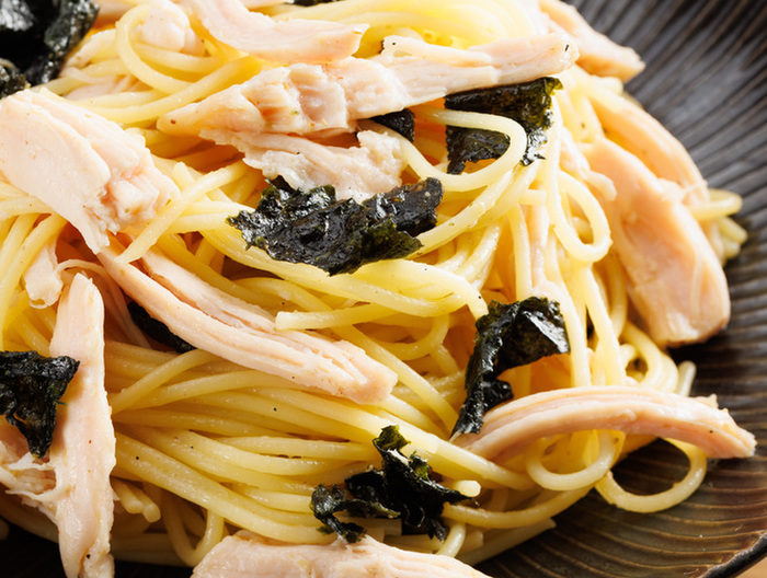 サラダチキンで手軽に 山椒パスタ