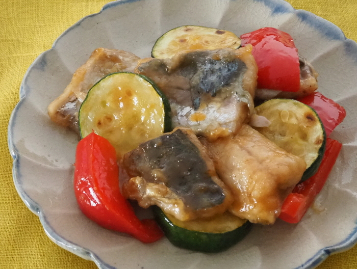 あじと夏野菜のさっぱり甘酢炒め
