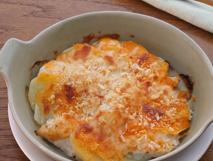 鶏むね肉とじゃがいものマヨチーズ焼き