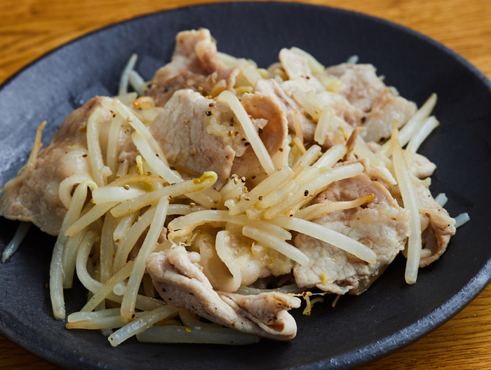 豚肉ともやしのパパッと炒め