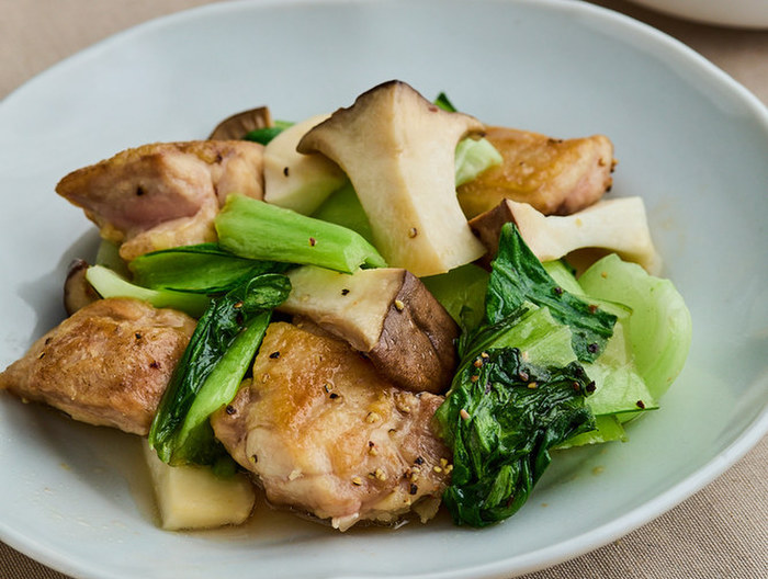 鶏肉とチンゲン菜の塩炒め