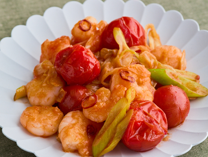 トマトのえびチリ