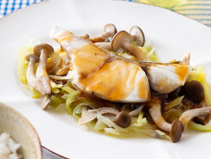 魚のフライパン蒸し オイスターあんかけ