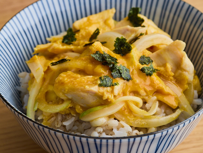 サラダチキンで 親子丼