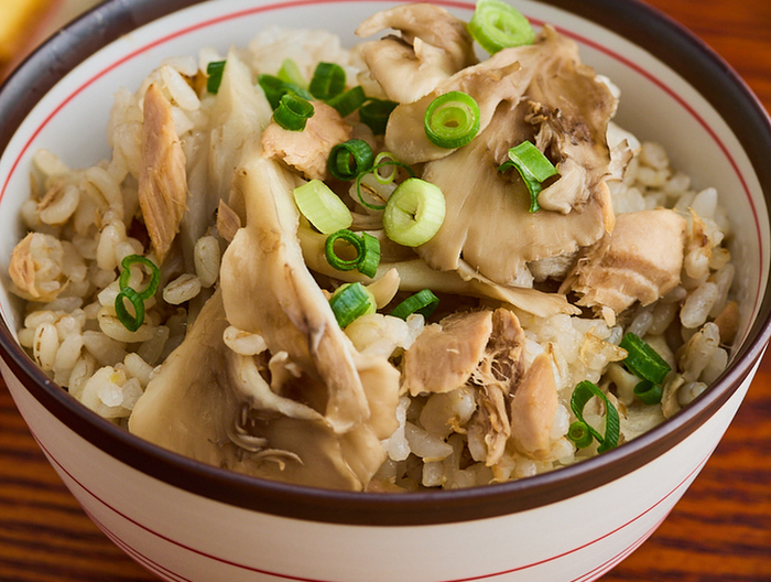 ツナとまいたけの炊き込みご飯