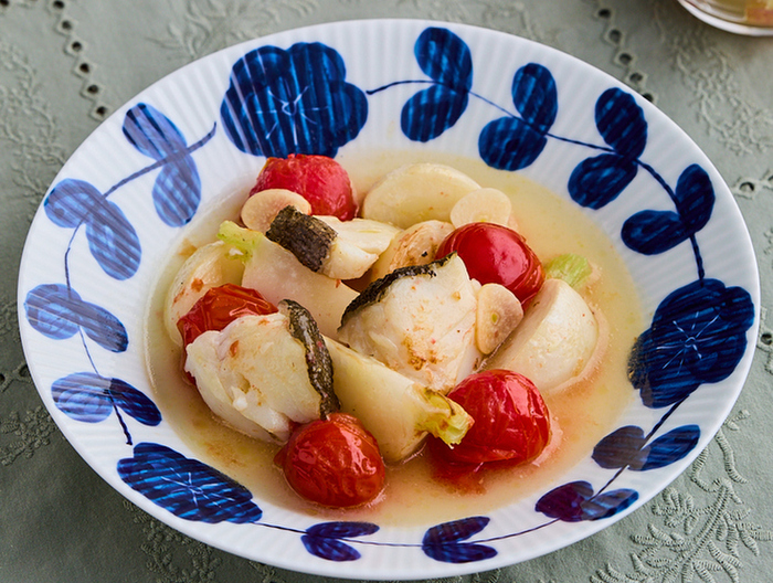 たらとかぶのにんにくスープ煮