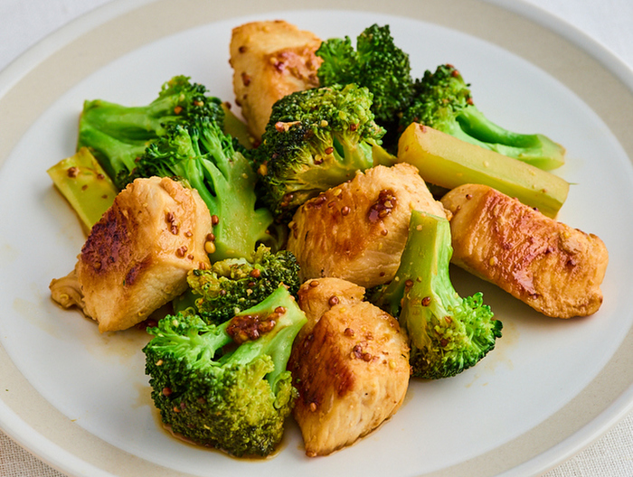 鶏むね肉とブロッコリーのハニーマスタード炒め