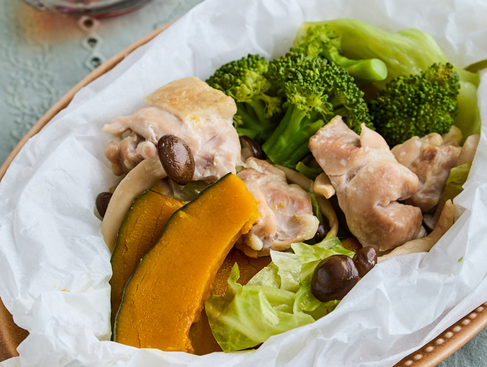 鶏肉と野菜の包み蒸し
