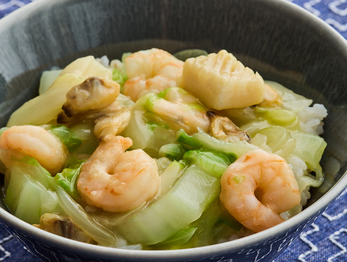 シーフードミックスで中華丼