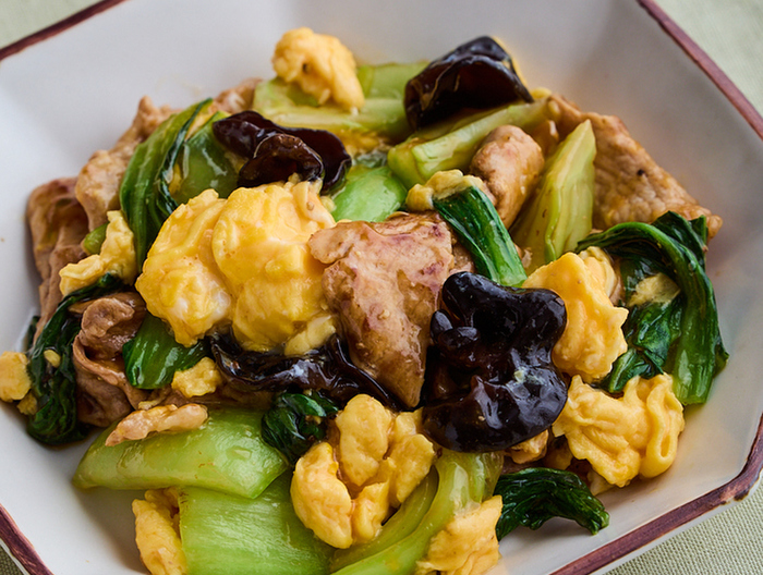 豚肉とチンゲン菜の卵炒め