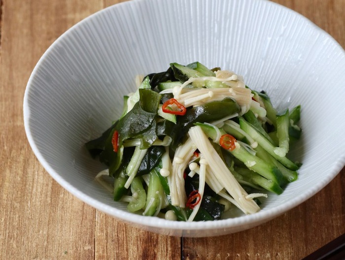 きゅうりとえのきの中華和え