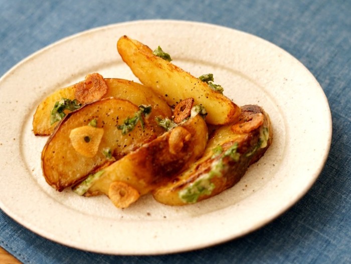 じゃがいもカリほく  ガーリックマヨ