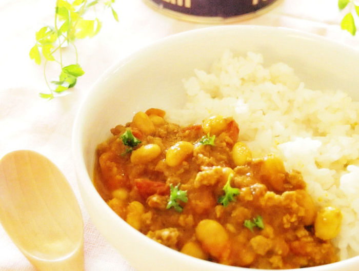 大豆とトマトのキーマカレー