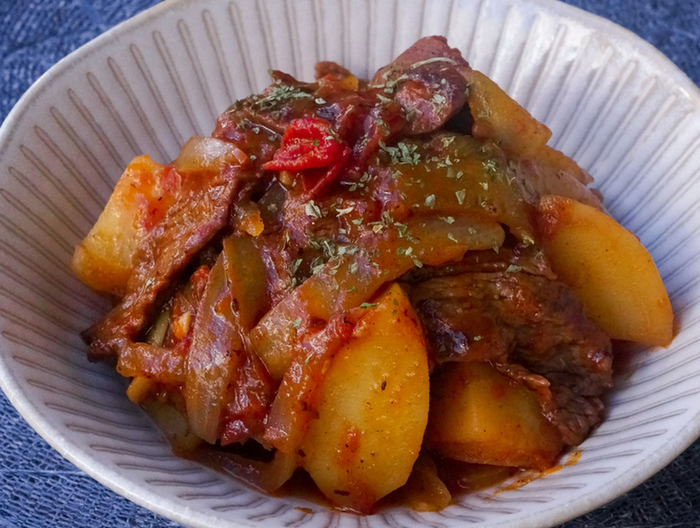トマト肉じゃが